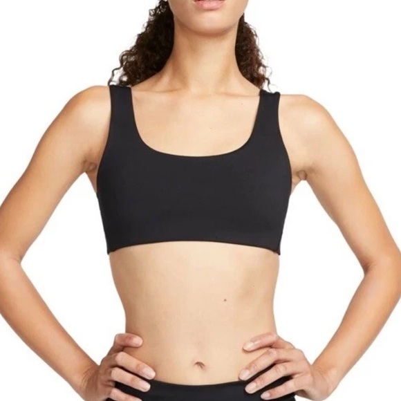 Nike Other - NWOT Nike Alate Medium Support Dry fit Sports Bra Size M in black